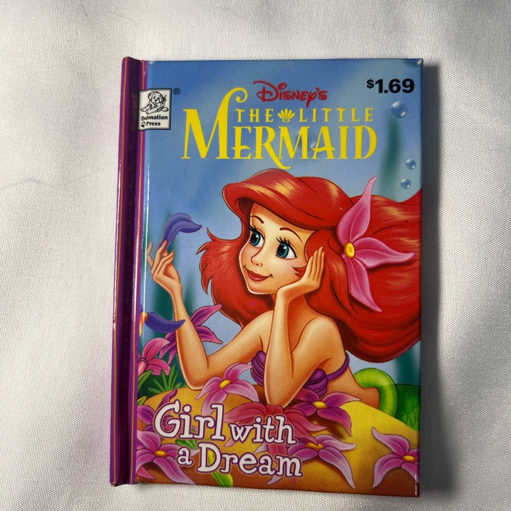 Vintage 2001 Disney Little Mermaid Girl With a Dream Mini Book HC Rare
